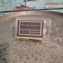 Load image into Gallery viewer, Woodland Snow