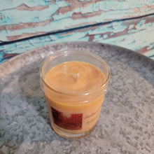 Load image into Gallery viewer, Top view of our 14 ounce candle.
